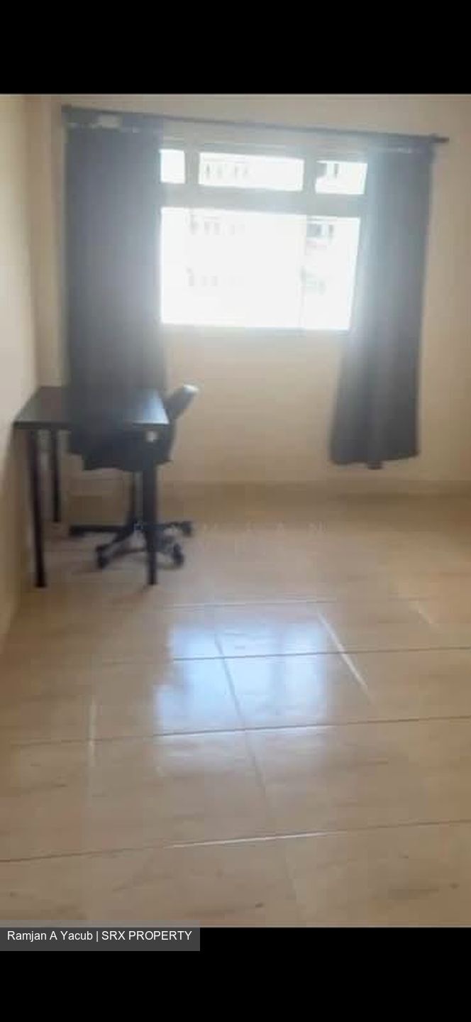 Blk 24 Teban Gardens Road (Jurong East), HDB 5 Rooms #566337821